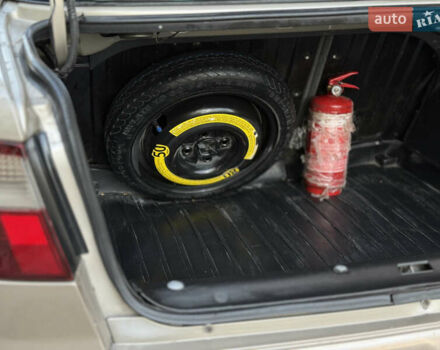 Желтый Дэу Ланос, объемом двигателя 1.6 л и пробегом 115 тыс. км за 2750 $, фото 13 на Automoto.ua