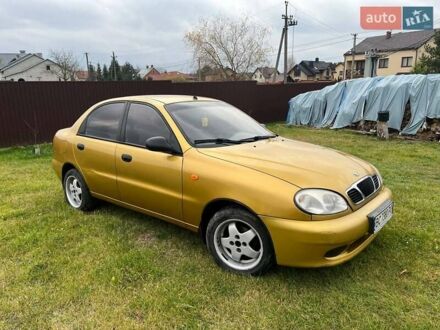 Желтый Дэу Ланос, объемом двигателя 1.5 л и пробегом 289 тыс. км за 1800 $, фото 1 на Automoto.ua