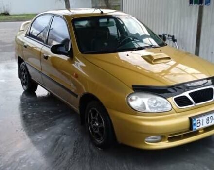 Желтый Дэу Ланос, объемом двигателя 1.5 л и пробегом 200 тыс. км за 3200 $, фото 1 на Automoto.ua