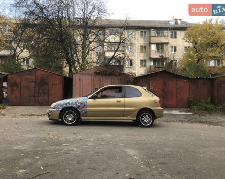 Жовтий Деу Ланос, об'ємом двигуна 1.6 л та пробігом 215 тис. км за 2500 $, фото 1 на Automoto.ua