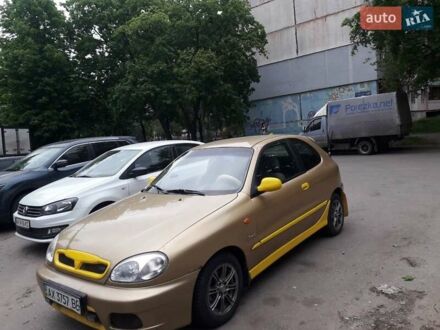 Дэу Ланос 2003 в Харькове на Automoto.ua Желтый Дэу Ланос, объемом двигателя 1.6 л и пробегом 300 тыс. км за 2500 $, фото 1 на Automoto.ua