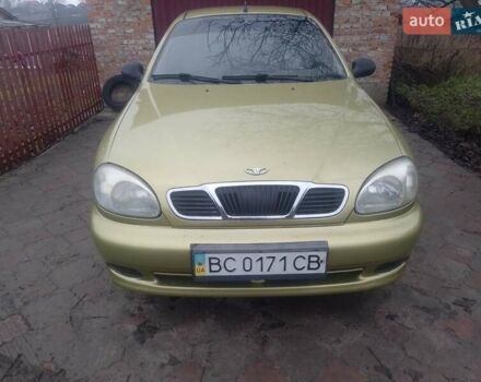 Желтый Дэу Ланос, объемом двигателя 1.5 л и пробегом 190 тыс. км за 1750 $, фото 1 на Automoto.ua