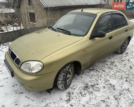 Желтый Дэу Ланос, объемом двигателя 1.5 л и пробегом 236 тыс. км за 1800 $, фото 1 на Automoto.ua