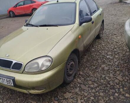 Желтый Дэу Ланос, объемом двигателя 1.5 л и пробегом 200 тыс. км за 1300 $, фото 1 на Automoto.ua