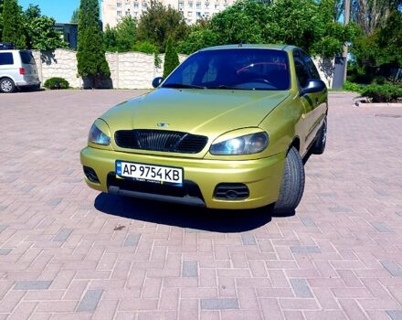 Жовтий Деу Ланос, об'ємом двигуна 1.5 л та пробігом 240 тис. км за 3400 $, фото 1 на Automoto.ua