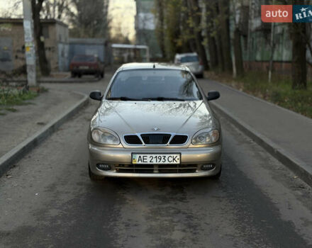 Жовтий Деу Ланос, об'ємом двигуна 1.6 л та пробігом 115 тис. км за 2750 $, фото 1 на Automoto.ua