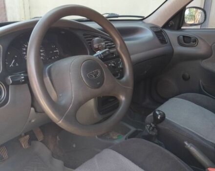 Серый Дэу Ланос, объемом двигателя 1.5 л и пробегом 110 тыс. км за 2200 $, фото 4 на Automoto.ua