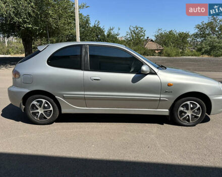 Дэу Ланос 2003 в Кривом Роге на Automoto.ua Серый Дэу Ланос, объемом двигателя 1.6 л и пробегом 237 тыс. км за 3150 $, фото 5 на Automoto.ua