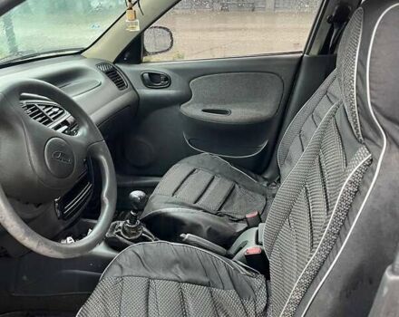 Серый Дэу Ланос, объемом двигателя 1.5 л и пробегом 182 тыс. км за 2500 $, фото 3 на Automoto.ua