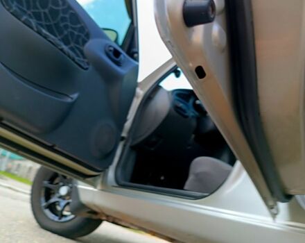 Дэу Ланос 2004 в Кропивницком (Кировограде) на Automoto.ua Серый Дэу Ланос, объемом двигателя 1.5 л и пробегом 180 тыс. км за 2400 $, фото 1 на Automoto.ua