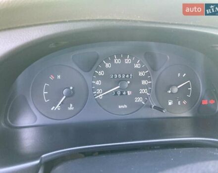 Сірий Деу Ланос, об'ємом двигуна 1.5 л та пробігом 235 тис. км за 2500 $, фото 7 на Automoto.ua