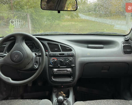 Сірий Деу Ланос, об'ємом двигуна 1.5 л та пробігом 160 тис. км за 2500 $, фото 6 на Automoto.ua