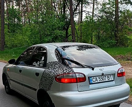 Сірий Деу Ланос, об'ємом двигуна 1.5 л та пробігом 1 тис. км за 2000 $, фото 5 на Automoto.ua