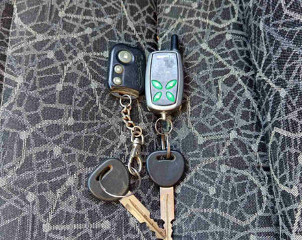 Серый Дэу Ланос, объемом двигателя 1.5 л и пробегом 130 тыс. км за 3300 $, фото 2 на Automoto.ua