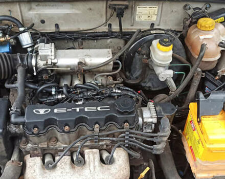 Сірий Деу Ланос, об'ємом двигуна 1.5 л та пробігом 147 тис. км за 2650 $, фото 5 на Automoto.ua