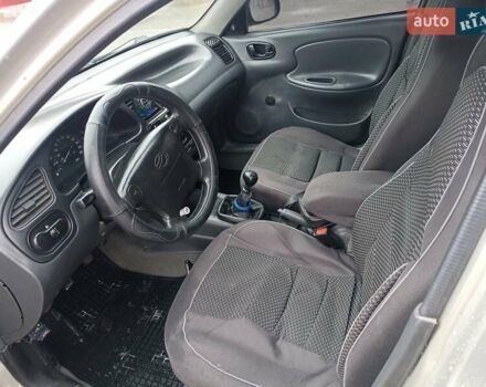 Сірий Деу Ланос, об'ємом двигуна 1.5 л та пробігом 306 тис. км за 2000 $, фото 5 на Automoto.ua