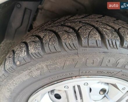 Дэу Ланос 2002 в Золотоноше на Automoto.ua Серый Дэу Ланос, объемом двигателя 1.5 л и пробегом 115 тыс. км за 2750 $, фото 3 на Automoto.ua