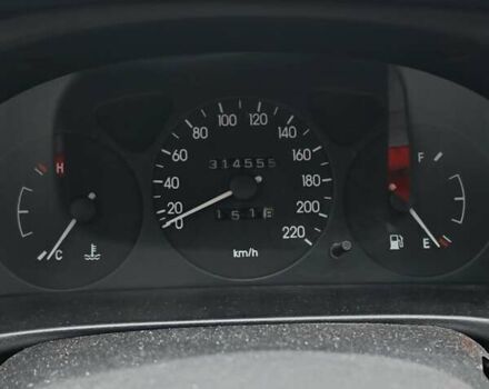 Серый Дэу Ланос, объемом двигателя 1.5 л и пробегом 314 тыс. км за 1500 $, фото 5 на Automoto.ua