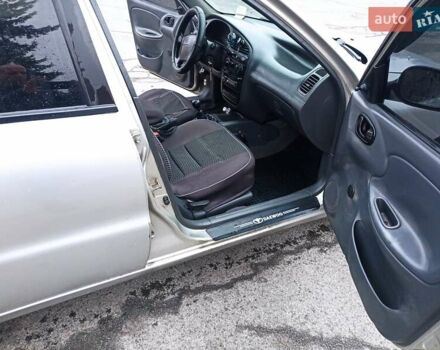 Сірий Деу Ланос, об'ємом двигуна 1.5 л та пробігом 306 тис. км за 2000 $, фото 6 на Automoto.ua