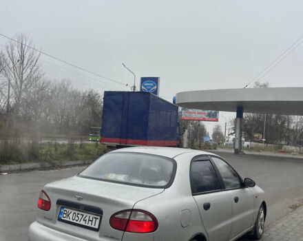 Сірий Деу Ланос, об'ємом двигуна 1.5 л та пробігом 230 тис. км за 1900 $, фото 3 на Automoto.ua