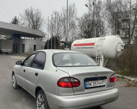 Сірий Деу Ланос, об'ємом двигуна 1.5 л та пробігом 230 тис. км за 1900 $, фото 4 на Automoto.ua