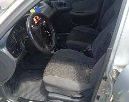 Деу Ланос 2002 у Кропивницькому (Кіровограді) на Automoto.ua Сірий Деу Ланос, об'ємом двигуна 1.3 л та пробігом 300 тис. км за 1800 $, фото 3 на Automoto.ua