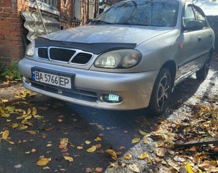 Деу Ланос 2002 у Сумах на Automoto.ua Сірий Деу Ланос, об'ємом двигуна 1.5 л та пробігом 258 тис. км за 1429 $, фото 1 на Automoto.ua