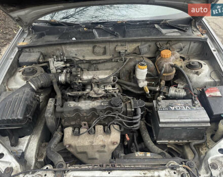 Серый Дэу Ланос, объемом двигателя 1.5 л и пробегом 80 тыс. км за 1150 $, фото 3 на Automoto.ua