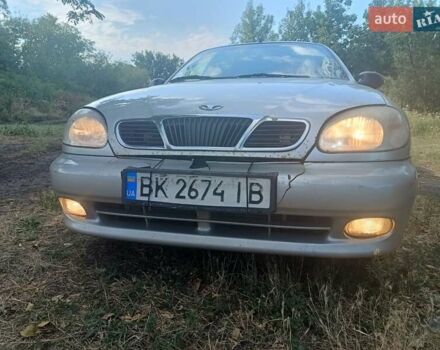 Сірий Деу Ланос, об'ємом двигуна 1.5 л та пробігом 317 тис. км за 2400 $, фото 3 на Automoto.ua