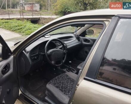 Сірий Деу Ланос, об'ємом двигуна 1.5 л та пробігом 180 тис. км за 1350 $, фото 1 на Automoto.ua