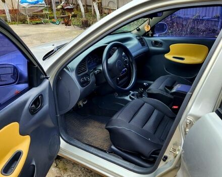 Серый Дэу Ланос, объемом двигателя 1.5 л и пробегом 320 тыс. км за 2500 $, фото 4 на Automoto.ua