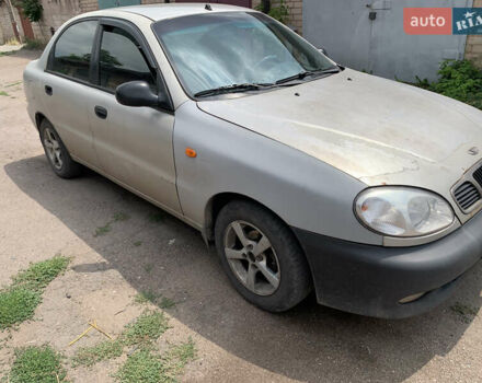 Дэу Ланос 2003 в Кривом Роге на Automoto.ua Серый Дэу Ланос, объемом двигателя 1.5 л и пробегом 276 тыс. км за 1800 $, фото 3 на Automoto.ua