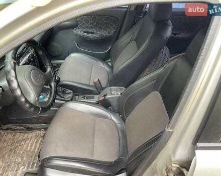 Дэу Ланос 2003 в Лебедине на Automoto.ua Серый Дэу Ланос, объемом двигателя 1.5 л и пробегом 300 тыс. км за 1000 $, фото 4 на Automoto.ua