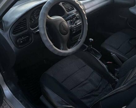 Деу Ланос 2003 у Харкові на Automoto.ua Сірий Деу Ланос, об'ємом двигуна 1.5 л та пробігом 222 тис. км за 2200 $, фото 4 на Automoto.ua