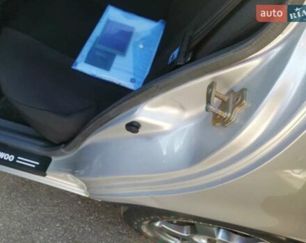 Сірий Деу Ланос, об'ємом двигуна 1.5 л та пробігом 213 тис. км за 3000 $, фото 7 на Automoto.ua