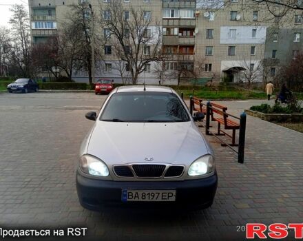 Деу Ланос 2003 у Савране на Automoto.ua Сірий Деу Ланос, об'ємом двигуна 1.6 л та пробігом 300 тис. км за 1700 $, фото 5 на Automoto.ua
