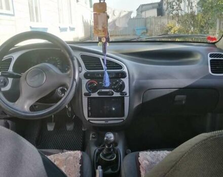 Сірий Деу Ланос, об'ємом двигуна 1.5 л та пробігом 213 тис. км за 3000 $, фото 4 на Automoto.ua