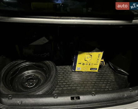 Серый Дэу Ланос, объемом двигателя 1.5 л и пробегом 270 тыс. км за 2200 $, фото 5 на Automoto.ua