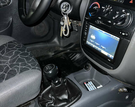 Серый Дэу Ланос, объемом двигателя 1.5 л и пробегом 268 тыс. км за 2400 $, фото 30 на Automoto.ua