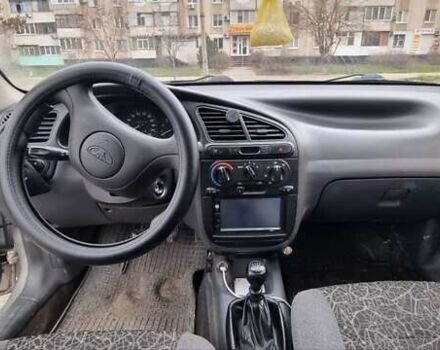 Серый Дэу Ланос, объемом двигателя 1.5 л и пробегом 300 тыс. км за 2200 $, фото 4 на Automoto.ua