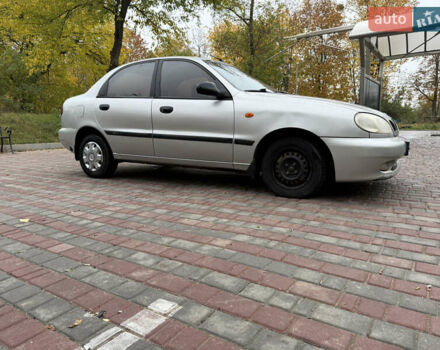 Деу Ланос 2004 у Ладижин на Automoto.ua Сірий Деу Ланос, об'ємом двигуна 1.5 л та пробігом 204 тис. км за 1850 $, фото 9 на Automoto.ua