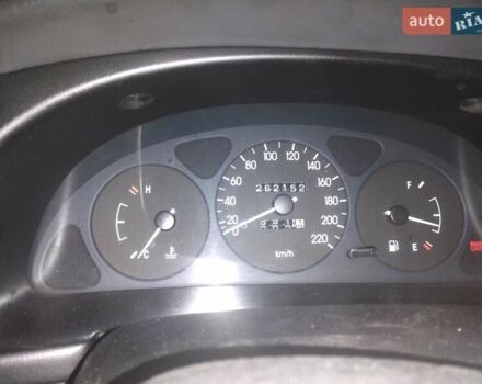 Серый Дэу Ланос, объемом двигателя 1.5 л и пробегом 262 тыс. км за 3000 $, фото 5 на Automoto.ua
