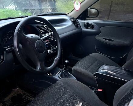 Серый Дэу Ланос, объемом двигателя 1.5 л и пробегом 397 тыс. км за 1350 $, фото 5 на Automoto.ua