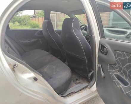 Сірий Деу Ланос, об'ємом двигуна 1.5 л та пробігом 455 тис. км за 2000 $, фото 8 на Automoto.ua