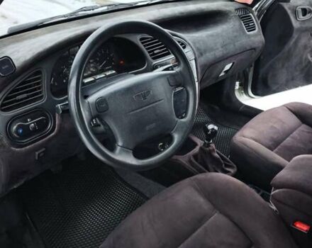 Серый Дэу Ланос, объемом двигателя 1.6 л и пробегом 237 тыс. км за 2800 $, фото 3 на Automoto.ua