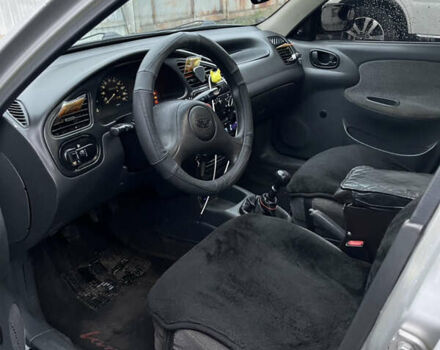 Серый Дэу Ланос, объемом двигателя 1.5 л и пробегом 250 тыс. км за 2300 $, фото 7 на Automoto.ua