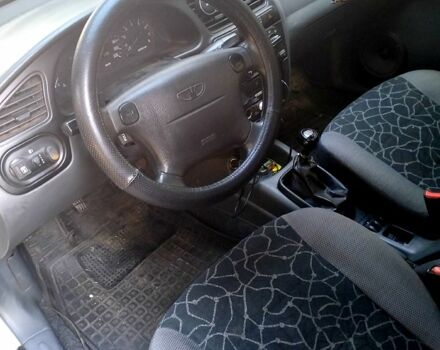 Серый Дэу Ланос, объемом двигателя 1.6 л и пробегом 230 тыс. км за 2900 $, фото 4 на Automoto.ua