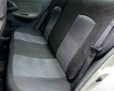 Деу Ланос 2004 у Запоріжжя на Automoto.ua Сірий Деу Ланос, об'ємом двигуна 1.5 л та пробігом 208 тис. км за 2650 $, фото 13 на Automoto.ua