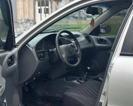 Сірий Деу Ланос, об'ємом двигуна 1.5 л та пробігом 302 тис. км за 2850 $, фото 16 на Automoto.ua