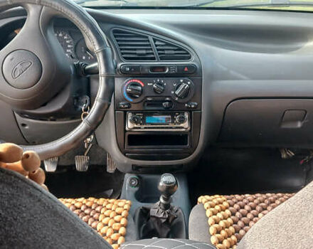 Сірий Деу Ланос, об'ємом двигуна 1.5 л та пробігом 335 тис. км за 2400 $, фото 8 на Automoto.ua